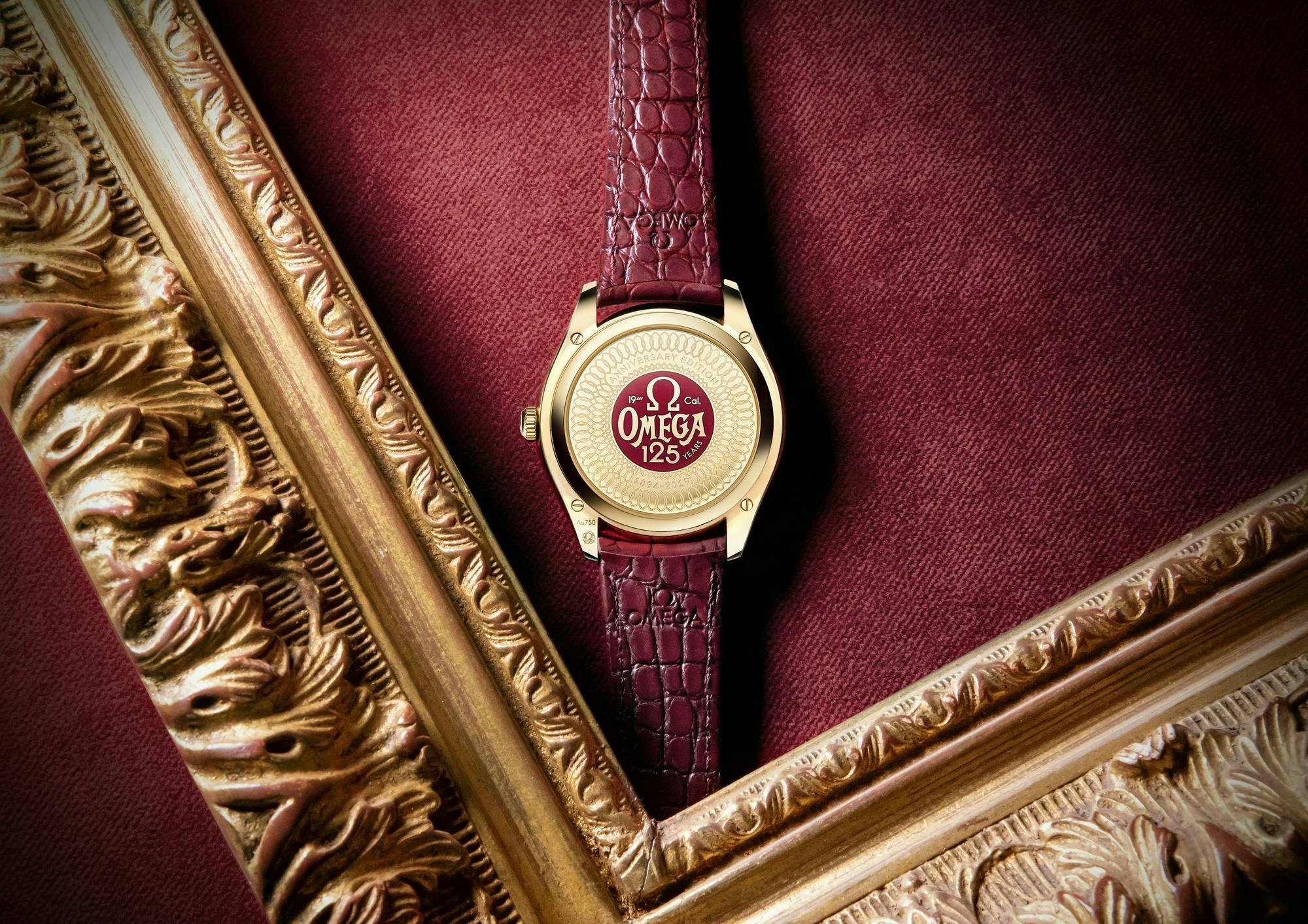 wristwatch gold
